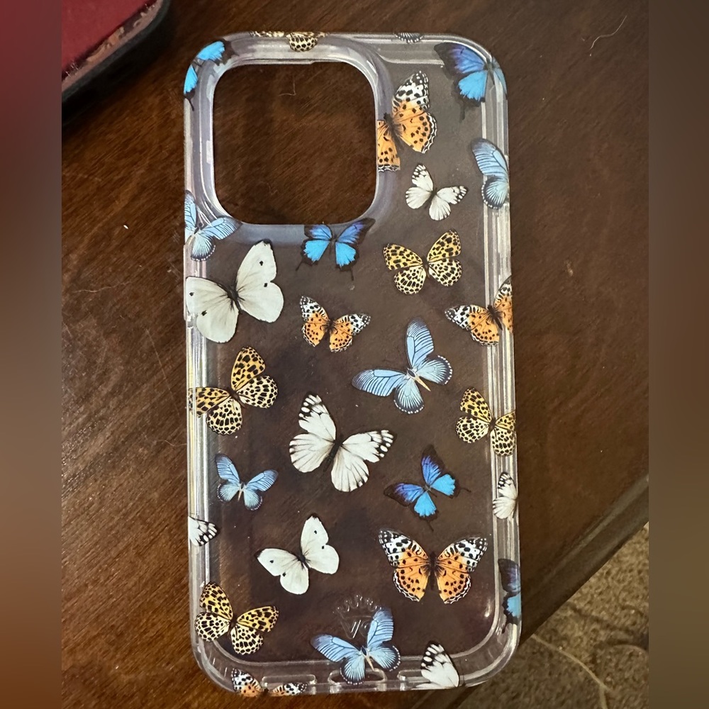 iPhone 14 pro Velvet caviar case